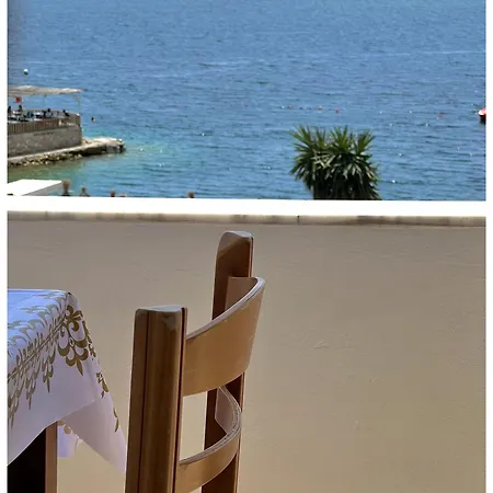 Beachside Golden סרנדה